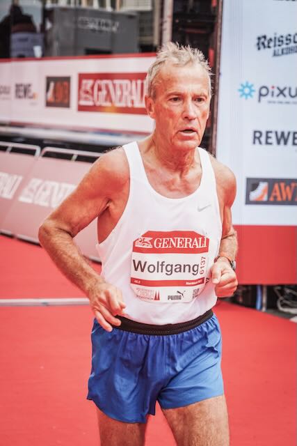 Wolfgang Rühlemann mit Marathonbestleistung in Köln am 06.10.2024